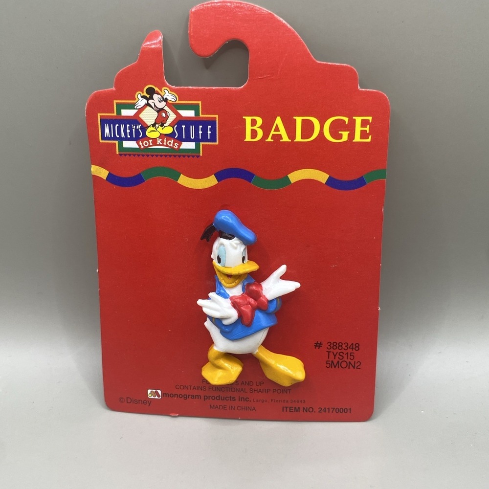 New Vintage Mickey's Stuff for Kids Donald Duck Badge Pin 1.75" x 1.5"